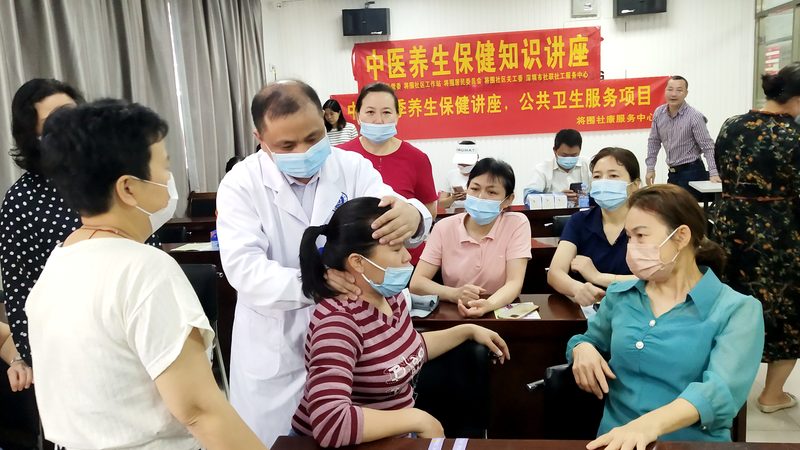 推拿机构的硬件设施也是影响服务质量的重要因素。以下方面值得关注：